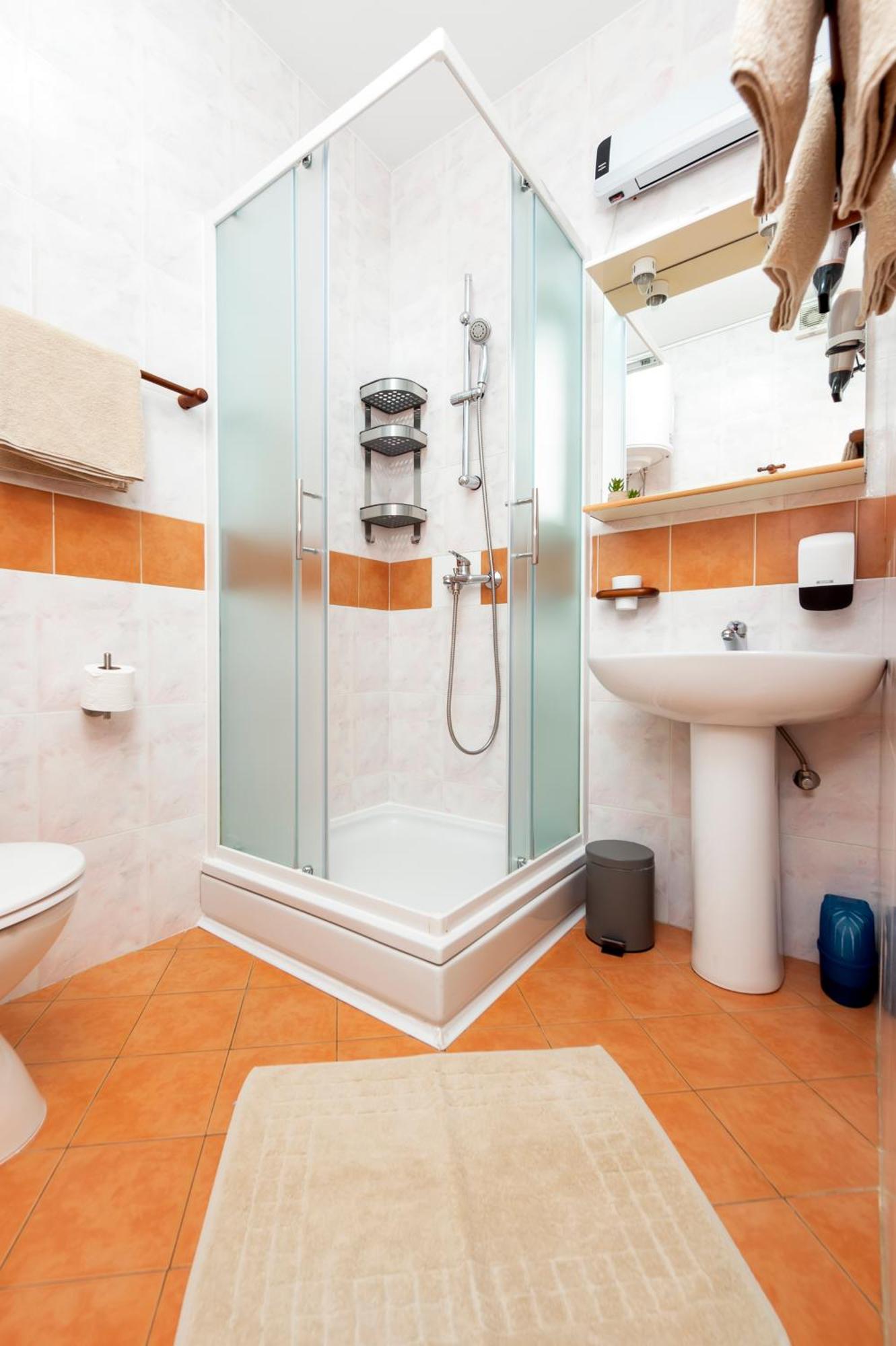 Apartments Erik B&B Adults Only 로비니 외부 사진